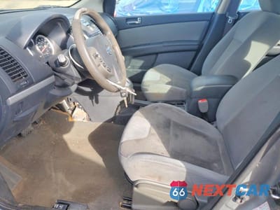 Zdjęcie 7 z 12 samochodu: 2010 NISSAN SENTRA 2.0 VIN:3N1AB6APXAL682986 - miniatura