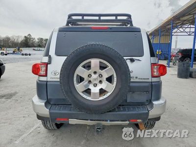 Zdjęcie 6 z 12 samochodu: 2007 TOYOTA FJ CRUISER VIN:JTEBU11F170043922 - miniatura