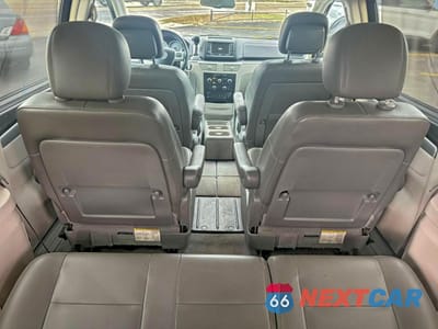 Zdjęcie 9 z 10 samochodu: 2012 VOLKSWAGEN ROUTAN SE VIN:2C4RVABG5CR354258 - miniatura