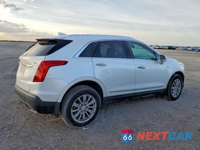Trzecie zdjęcie samochodu z tyłu: 2019 CADILLAC XT5 LUXURY VIN:1GYKNCRS6KZ103383 - miniatura