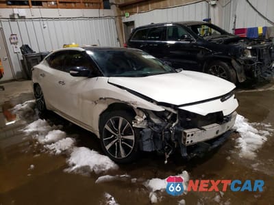 Czwarte zdjęcie samochodu z boku: 2020 NISSAN MAXIMA SL VIN:1N4AA6DV9LC380006 - miniatura