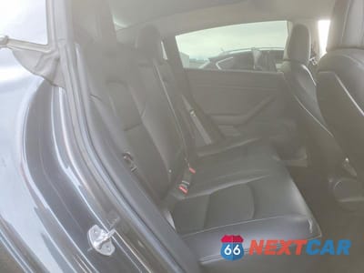 Zdjęcie 10 z 11 samochodu: 2018 TESLA MODEL 3 VIN:5YJ3E1EA8JF058690 - miniatura