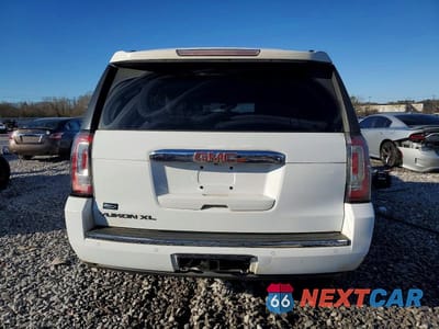 Zdjęcie 6 z 12 samochodu: 2016 GMC YUKON XL DENALI VIN:1GKS2HKJ1GR375638 - miniatura
