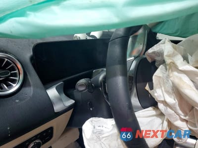 Zdjęcie 9 z 14 samochodu: 2026 MERCEDES-BENZ GLB 250 4MATIC VIN:W1N4M4HB9TW456348 - miniatura