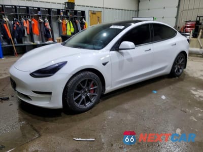2022 TESLA MODEL 3 5YJ3E1EB9NF121018 - główne zdjęcie licytacji z USA - miniatura
