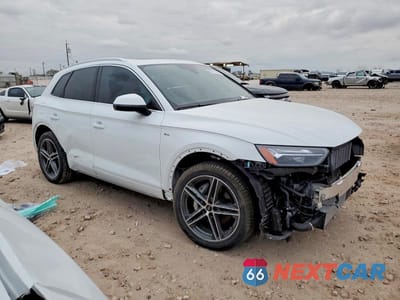 Czwarte zdjęcie samochodu z boku: 2025 AUDI Q5 E PREMIUM PLUS 55 VIN:WA1E2AFY1S2014798 - miniatura