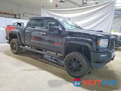 Czwarte zdjęcie samochodu z boku: 2017 GMC SIERRA K1500 SLT VIN:3GTU2NEC8HG158301 - miniatura