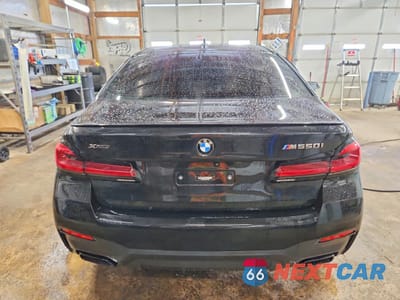 Zdjęcie 6 z 13 samochodu: 2022 BMW M550XI VIN:WBA13BK09NCH97228 - miniatura