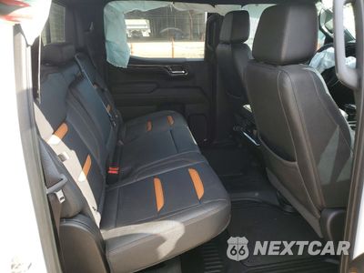 Zdjęcie 10 z 15 samochodu: 2022 GMC SIERRA K1500 AT4 VIN:1GTUUEET7NZ633877 - miniatura