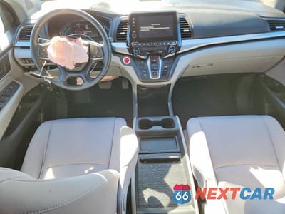 Zdjęcie 8 z 13 samochodu: 2018 HONDA ODYSSEY VIN:5FNRL6H53JB103305 - miniatura