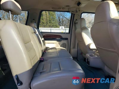 Zdjęcie 11 z 12 samochodu: 2005 FORD EXCURSION LIMITED VIN:1FMNU42P35EC66338 - miniatura