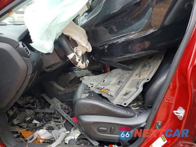 Zdjęcie 7 z 12 samochodu: 2018 NISSAN ROGUE S VIN:5N1AT2MV1JC711697 - miniatura