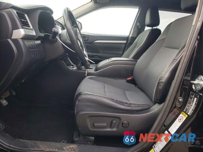 Zdjęcie 7 z 14 samochodu: 2015 TOYOTA HIGHLANDER LE VIN:5TDBKRFH3FS146189 - miniatura