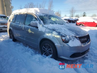 Czwarte zdjęcie samochodu z boku: 2016 DODGE GRAND CARAVAN SE VIN:2C4RDGBG4GR185135 - miniatura
