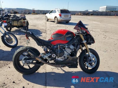 2024 BMW S 1000 RR WB10E6306R6J99420 - główne zdjęcie licytacji z USA - miniatura