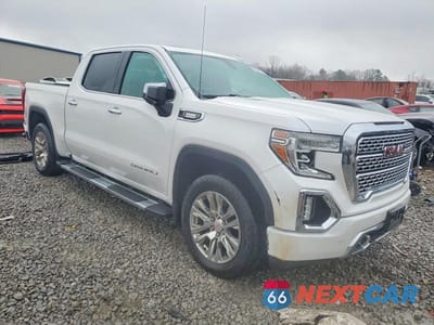 Czwarte zdjęcie samochodu z boku: 2021 GMC SIERRA K1500 DENALI VIN:3GTU9FETXMG284316 - miniatura