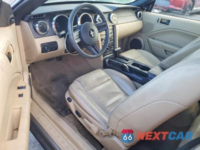 Zdjęcie 8 z 13 samochodu: 2005 FORD MUSTANG VIN:1ZVFT84N555219890 - miniatura