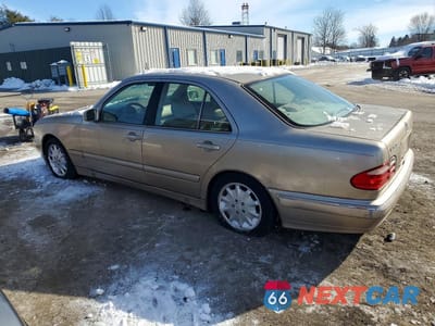 Drugie zdjęcie samochodu z przodu: 2000 MERCEDES-BENZ E 320 VIN:WDBJF65J1YB103059 - miniatura