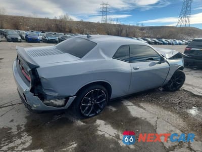 Trzecie zdjęcie samochodu z tyłu: 2020 DODGE CHALLENGER SXT VIN:2C3CDZAG6LH243091 - miniatura
