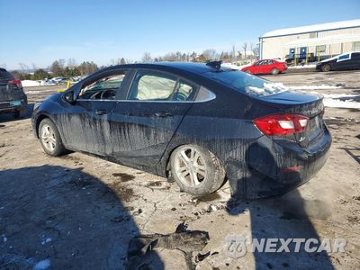 Drugie zdjęcie samochodu z przodu: 2018 CHEVROLET CRUZE LT VIN:1G1BE5SM7J7154519 - miniatura