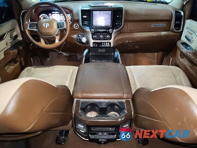 Zdjęcie 8 z 11 samochodu: 2022 RAM 2500 LARAMIE VIN:3C6UR5FJ9NG170341 - miniatura