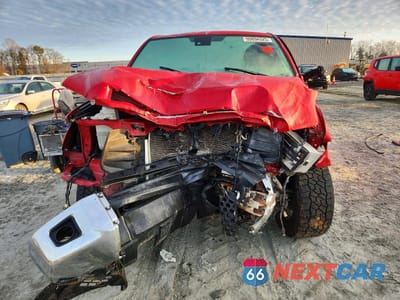 Piąte zdjęcie samochodu w środku: 2020 TOYOTA TUNDRA CREWMAX SR5 VIN:5TFDY5F16LX870807 - miniatura