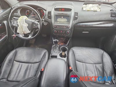 Zdjęcie 8 z 13 samochodu: 2015 KIA SORENTO SX VIN:5XYKW4A71FG554032 - miniatura