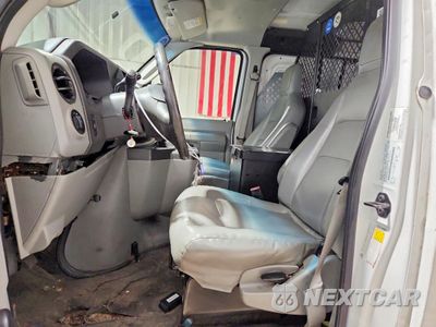 Zdjęcie 7 z 13 samochodu: 2014 FORD E150 UTILITY / SERVICE VAN VIN:1FTNE1EW4EDA92143 - miniatura