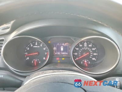 Zdjęcie 9 z 13 samochodu: 2017 KIA SEDONA LX VIN:KNDMB5C16H6248758 - miniatura