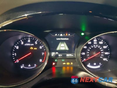 Zdjęcie 9 z 13 samochodu: 2017 KIA SEDONA SXL VIN:KNDME5C12H6271980 - miniatura