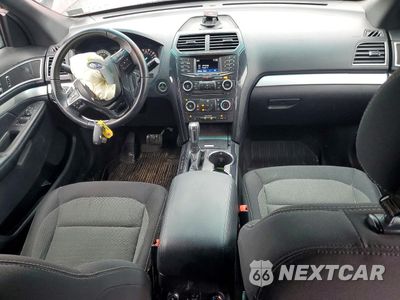 Zdjęcie 8 z 13 samochodu: 2017 FORD EXPLORER XLT VIN:1FM5K8D82HGA66403 - miniatura