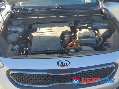 Zdjęcie 11 z 12 samochodu: 2017 KIA NIRO FE VIN:KNDCB3LC5H5103430 - miniatura