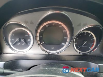 Zdjęcie 9 z 12 samochodu: 2009 MERCEDES-BENZ C 300 4MATIC VIN:WDDGF81X99F297180 - miniatura