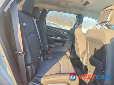 Zdjęcie 11 z 12 samochodu: 2020 DODGE JOURNEY SE VIN:3C4PDCAB7LT250119 - miniatura