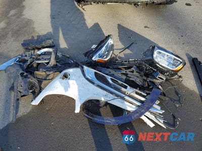 Zdjęcie 13 z 14 samochodu: 2021 MERCEDES-BENZ GLC 300 4MATIC VIN:W1N0G8EB2MF872261 - miniatura