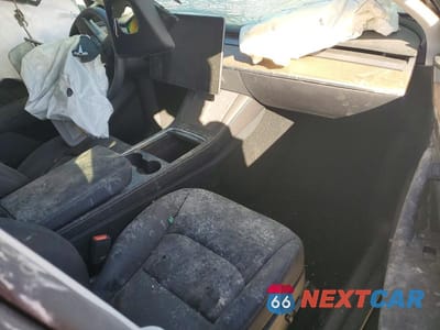 Zdjęcie 8 z 14 samochodu: 2024 TESLA MODEL Y VIN:7SAYGDED1RF105309 - miniatura