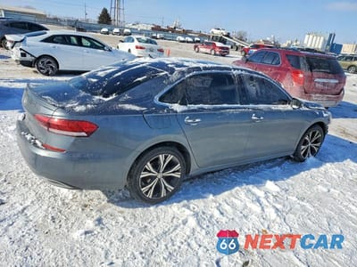 Trzecie zdjęcie samochodu z tyłu: 2021 VOLKSWAGEN PASSAT SE VIN:1VWSA7A3XMC013492 - miniatura