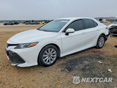 2018 TOYOTA CAMRY L JTNB11HK2J3012339 - główne zdjęcie licytacji z USA - miniatura