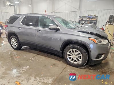 Czwarte zdjęcie samochodu z boku: 2021 CHEVROLET TRAVERSE LT VIN:1GNEVGKW5MJ206407 - miniatura