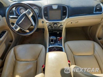 Zdjęcie 8 z 11 samochodu: 2013 CHRYSLER 300 VIN:2C3CCAAG6DH647482 - miniatura