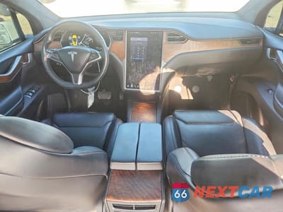 Zdjęcie 8 z 12 samochodu: 2018 TESLA MODEL X VIN:5YJXCBE26JF139905 - miniatura
