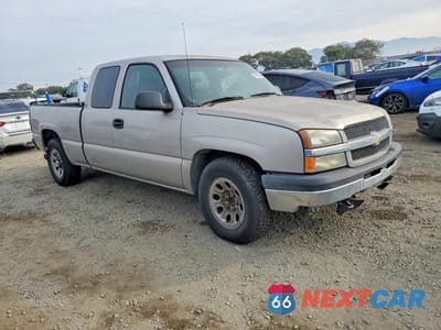 Czwarte zdjęcie samochodu z boku: 2005 CHEVROLET SILVERADO C1500 VIN:1GCEC19X45Z271309 - miniatura