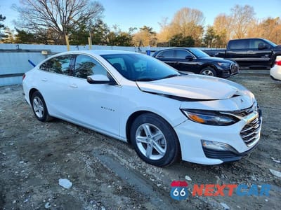 Czwarte zdjęcie samochodu z boku: 2021 CHEVROLET MALIBU LS VIN:1G1ZC5ST3MF086399 - miniatura