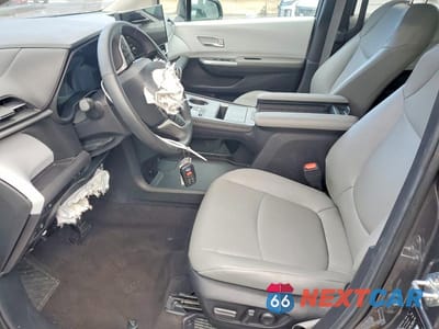 Zdjęcie 7 z 12 samochodu: 2025 TOYOTA SIENNA XLE VIN:5TDYRKEC6SS242010 - miniatura