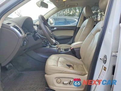 Zdjęcie 7 z 12 samochodu: 2017 AUDI Q5 PREMIUM VIN:WA1C2AFP1HA066347 - miniatura