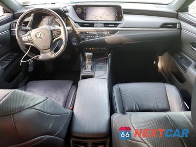 Zdjęcie 8 z 11 samochodu: 2020 LEXUS ES 300H LUXURY VIN:58AE21B12LU011904 - miniatura