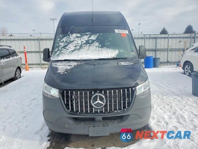 Piąte zdjęcie samochodu w środku: 2021 MERCEDES BENZ SPRINTER 2500 DELIVERY VAN VIN:W1W40CHY3MT052969 - miniatura
