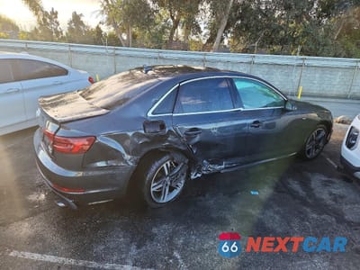 Trzecie zdjęcie samochodu z tyłu: 2018 AUDI A4 PREMIUM PLUS VIN:WAULMAF42JA074319 - miniatura