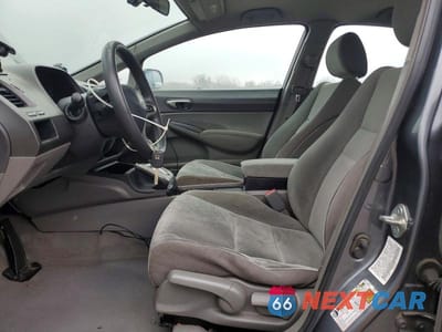 Zdjęcie 7 z 12 samochodu: 2010 HONDA CIVIC LX VIN:19XFA1F52AE086274 - miniatura