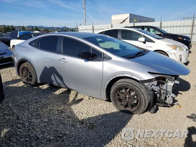 Czwarte zdjęcie samochodu z boku: 2024 TOYOTA PRIUS LE VIN:JTDACAAU4R3017494 - miniatura